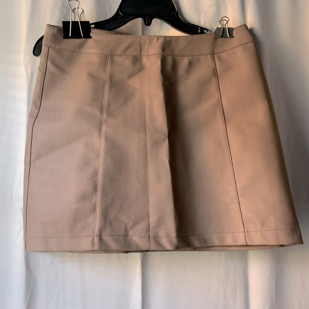 Forever 21 skirt